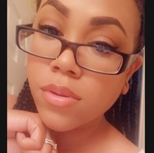 Meet your Posher, Keya